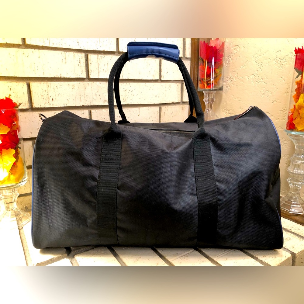 💥Moving to @the_bag_guy💥Versace Parfumes - Overnight Duffel Bag - Picture 5 of 11